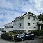 Close To The Sea With Parking And Garden شقة *