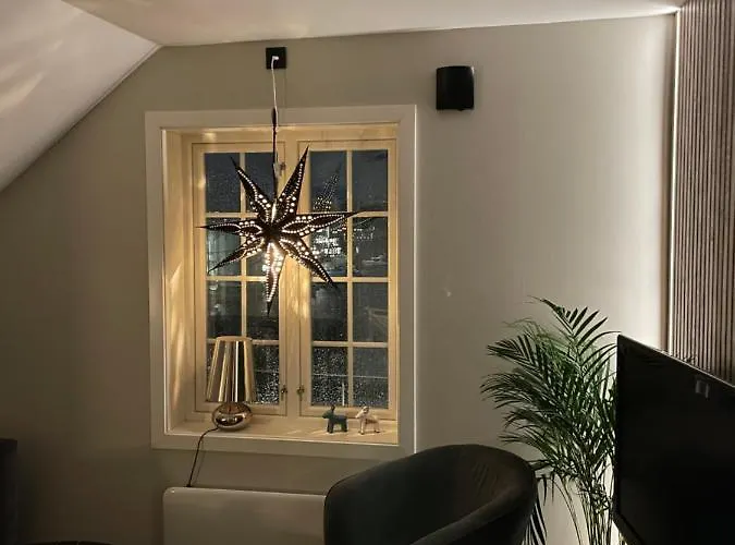Close To The Sea With Parking And Garden * Arendal