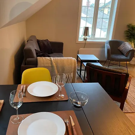 Close To The Sea With Parking And Garden